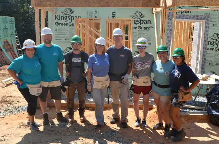 Grubb Giving team building for Habitat for Humanity